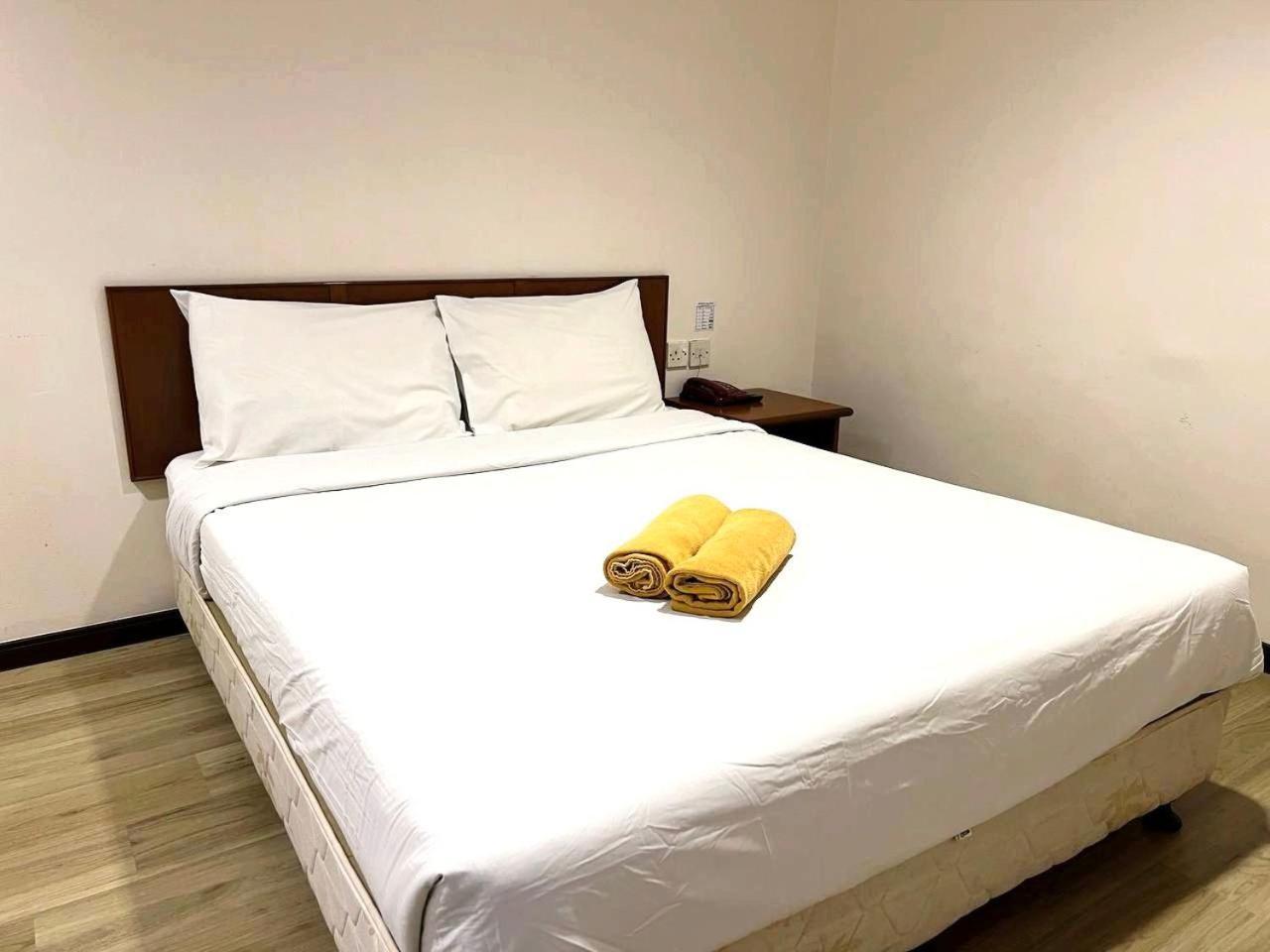 Northern Lodge Hotel Sungai Petani Esterno foto