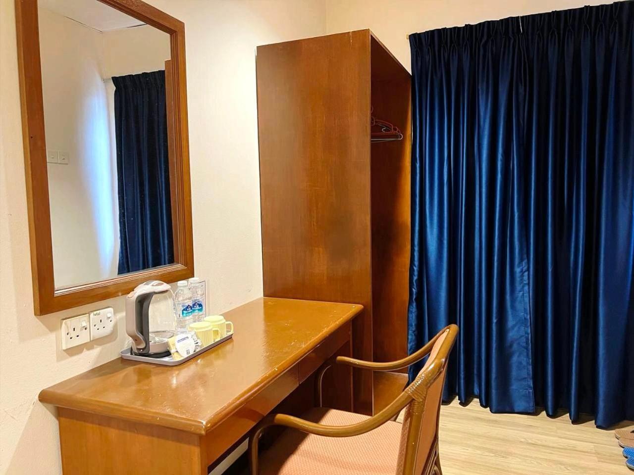 Northern Lodge Hotel Sungai Petani Esterno foto